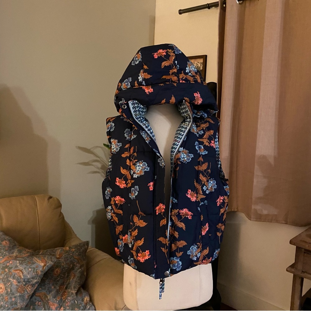 Sundance Tundra Bloom Reversible Vest Navy Blue Floral Puffer Houndstooth Med